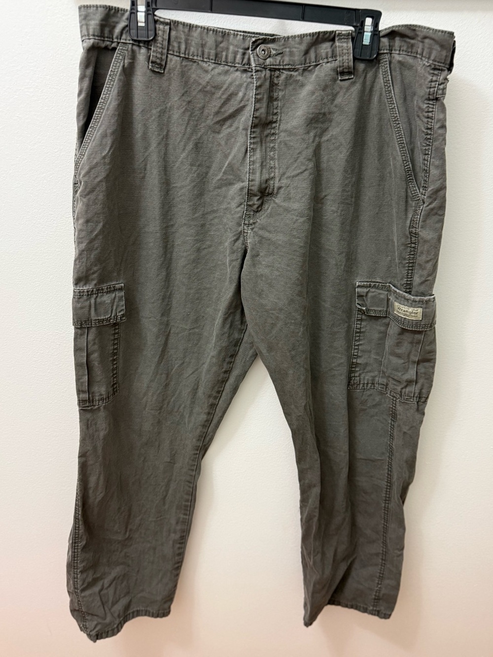 Wrangler Men's Cargo Pants in Olive Green 36x30